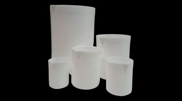 Стакан лабораторный, PTFE, низкой формы, с носиком, 300 мл